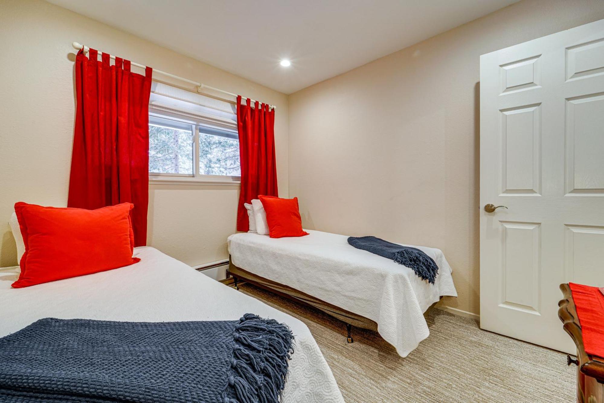 Tahoe Condo About 1 Mi To Diamond Peak Ski Resort! Incline Village Buitenkant foto